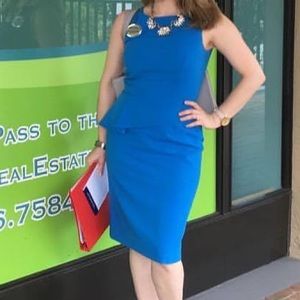 Antonio Melani size 0 dress. Poplin style.